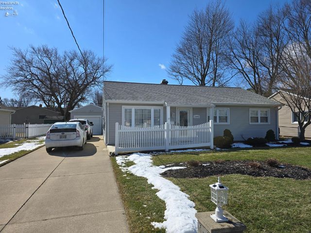 N 2802 Bayview Lane, Sandusky, OH 44870