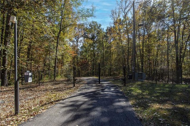 146 Highview SE Road, Milledgeville, GA 31061