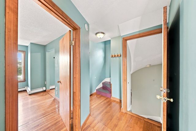 13 Knowlton St, Somerville, MA 02145