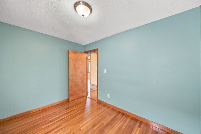 13 Knowlton St, Somerville, MA 02145