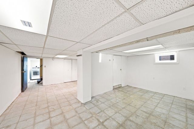 13 Knowlton St, Somerville, MA 02145