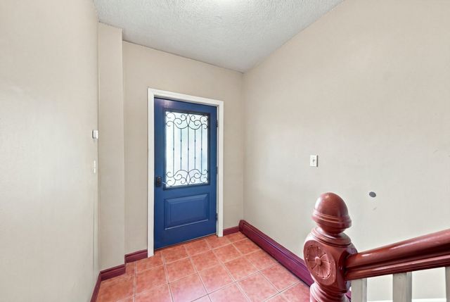 13 Knowlton St, Somerville, MA 02145