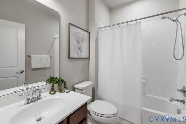 7965 Wistar Woods Ct, Henrico, VA 23228