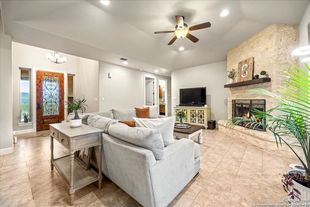 31720 Retama, Bulverde, TX 78163