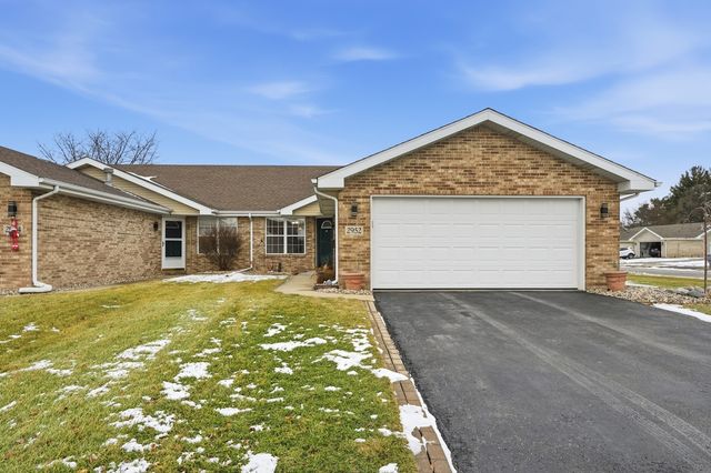 2952 Freedom Circle, Crown Point, IN 46307
