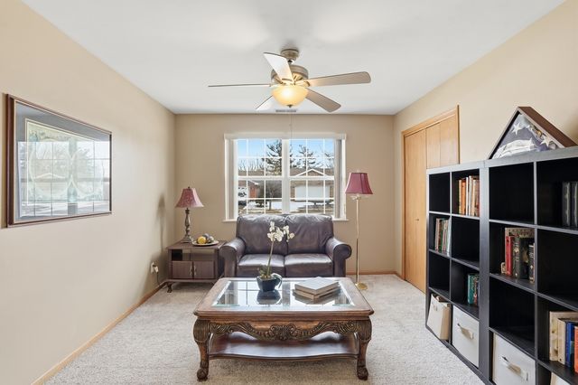 2952 Freedom Circle, Crown Point, IN 46307