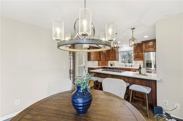 12854 Pembroke Circle, Leawood, KS 66209