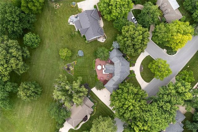 12854 Pembroke Circle, Leawood, KS 66209