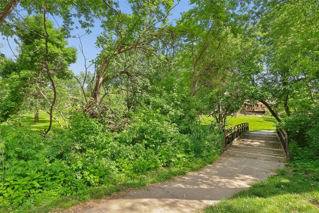 9920 Hammontree Drive, Urbandale, IA 50322