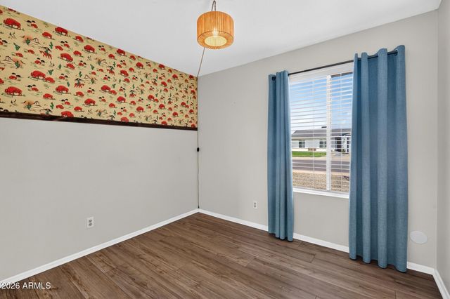 411 W GREENTREE Drive, Chandler, AZ 85225