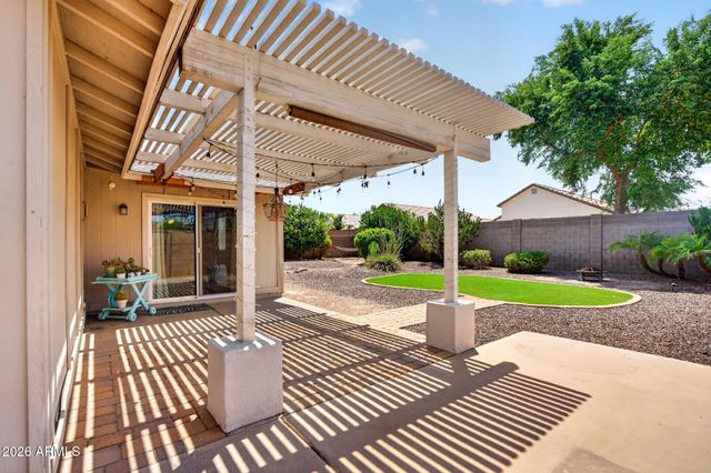411 W GREENTREE Drive, Chandler, AZ 85225