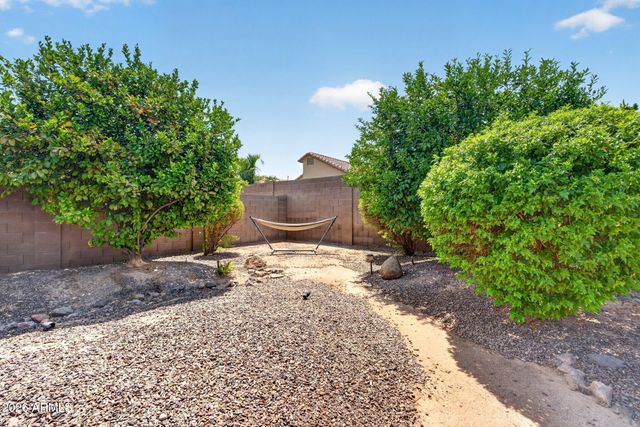 411 W GREENTREE Drive, Chandler, AZ 85225