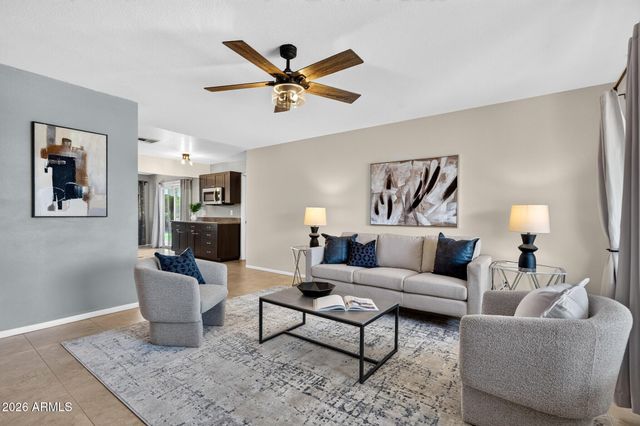 411 W GREENTREE Drive, Chandler, AZ 85225