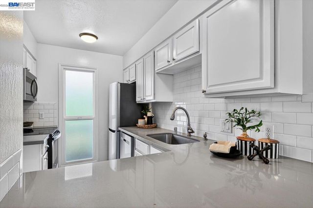3399 Norton Way 8, Pleasanton, CA 94566