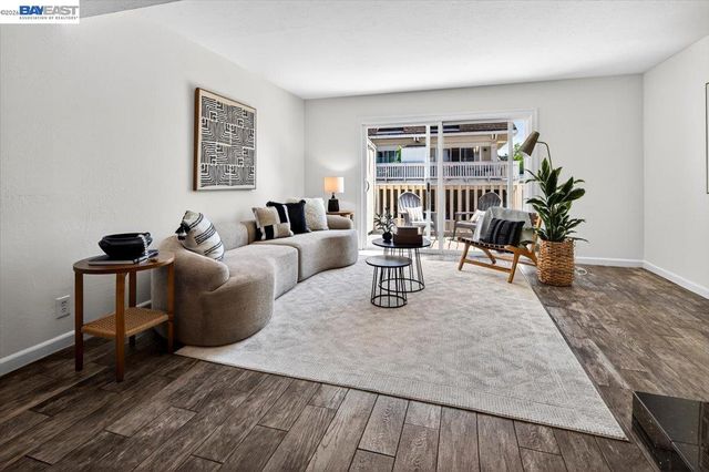 3399 Norton Way 8, Pleasanton, CA 94566