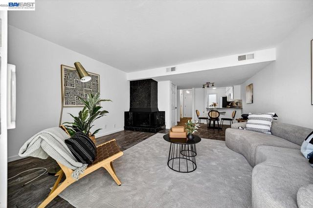3399 Norton Way 8, Pleasanton, CA 94566