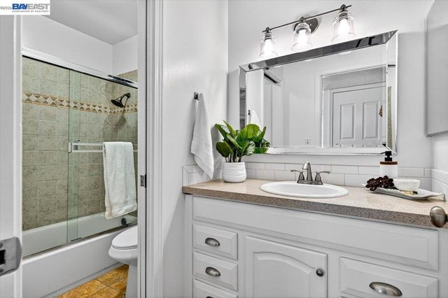 3399 Norton Way 8, Pleasanton, CA 94566
