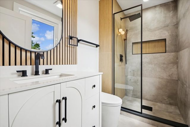 303 Cedarbrook Road, Naperville, IL 60565