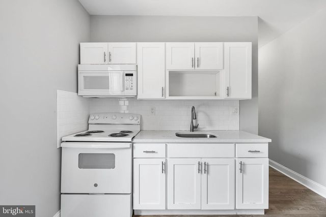 5026 MASTER ST, Philadelphia, PA 19131