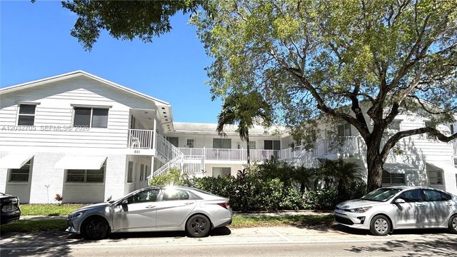 601 S 19th Avenue 10, Hollywood, FL 33020