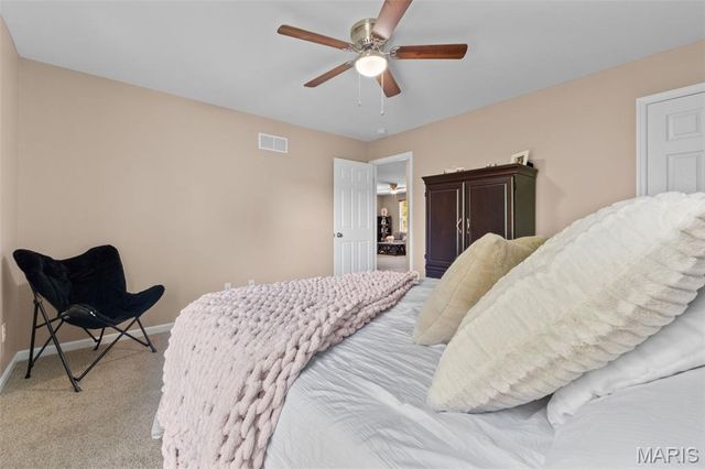 35 W Hampton Ridge Court, Wentzville, MO 63385