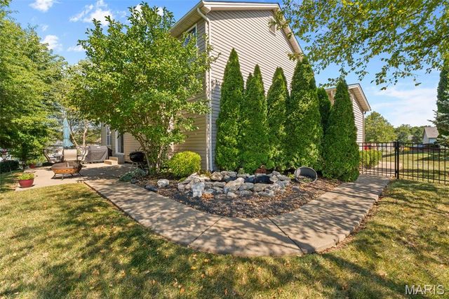 35 W Hampton Ridge Court, Wentzville, MO 63385