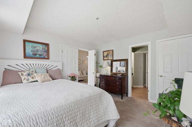 7601 Newport Bay Drive 308, Indianapolis, IN 46240