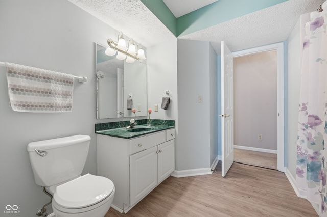 7601 Newport Bay Drive 308, Indianapolis, IN 46240