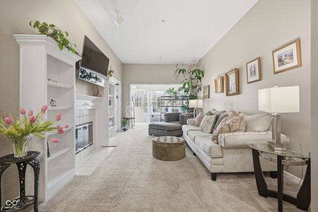 7601 Newport Bay Drive 308, Indianapolis, IN 46240