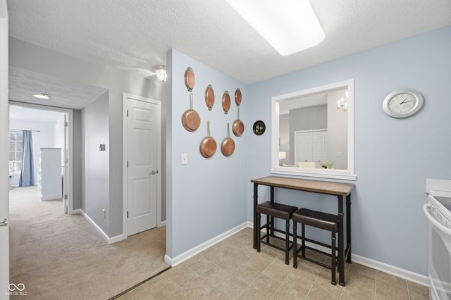 7601 Newport Bay Drive 308, Indianapolis, IN 46240