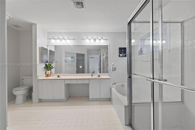 237 NW 100th Ave ., Plantation, FL 33324