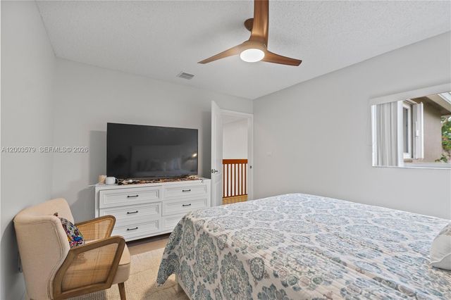 237 NW 100th Ave ., Plantation, FL 33324