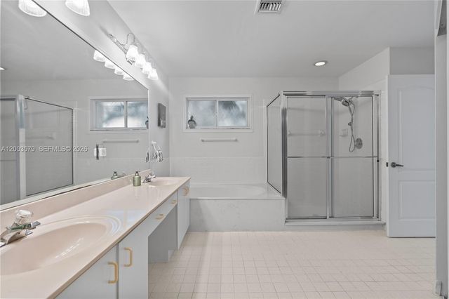 237 NW 100th Ave ., Plantation, FL 33324