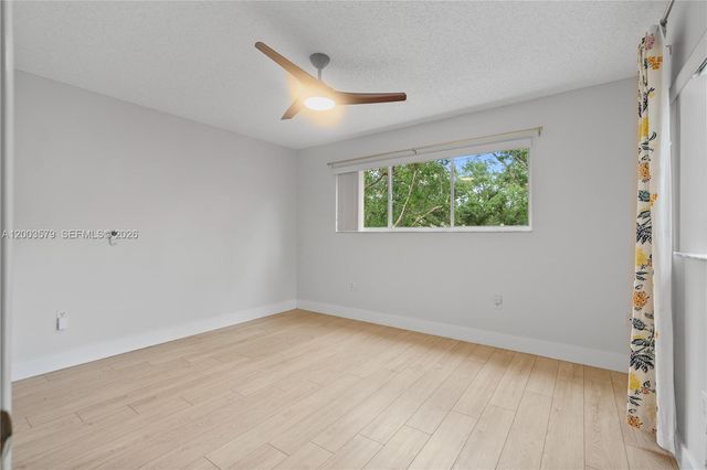 237 NW 100th Ave ., Plantation, FL 33324