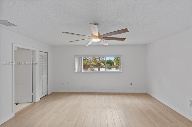 237 NW 100th Ave ., Plantation, FL 33324