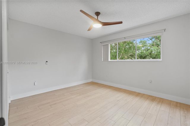 237 NW 100th Ave ., Plantation, FL 33324