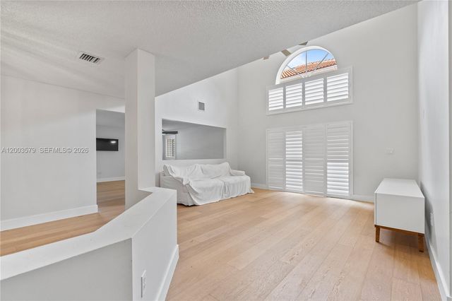 237 NW 100th Ave ., Plantation, FL 33324