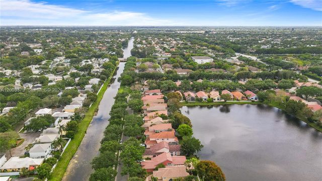 237 NW 100th Ave ., Plantation, FL 33324