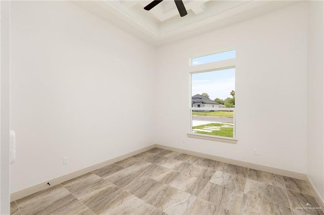 3721 Diamondhead Avenue, Alton, TX 78573