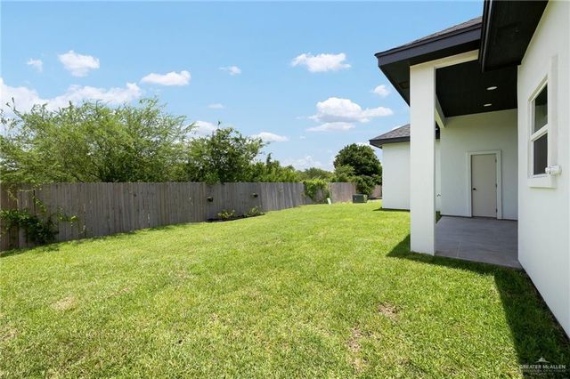 3721 Diamondhead Avenue, Alton, TX 78573