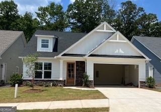 394 Maple View Drive, Carrollton, GA 30117
