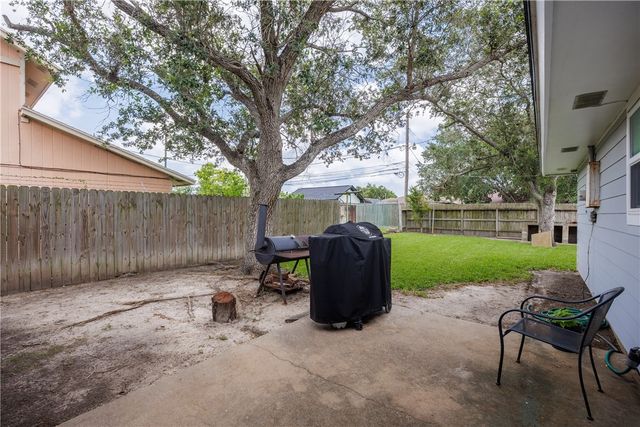5238 Tolman St, Corpus Christi, TX 78415