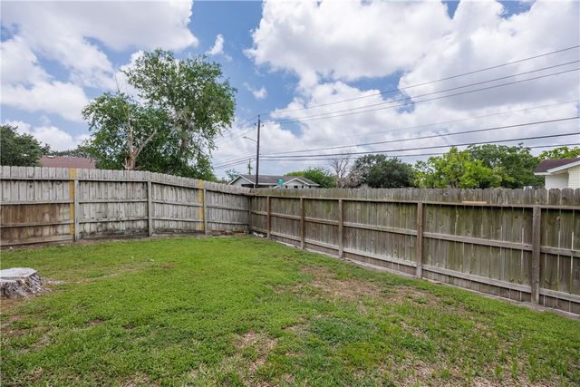 5238 Tolman St, Corpus Christi, TX 78415