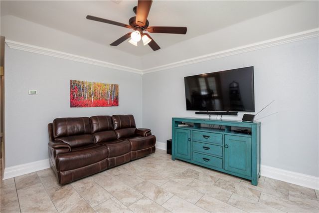 5238 Tolman St, Corpus Christi, TX 78415