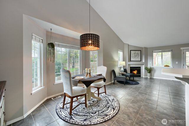 25920 202nd Avenue SE, Covington, WA 98042