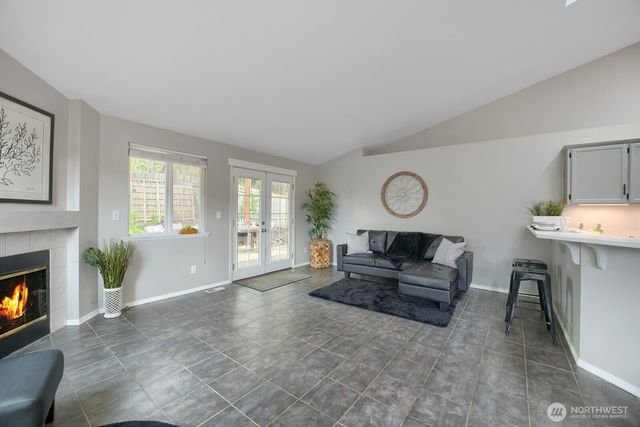 25920 202nd Avenue SE, Covington, WA 98042