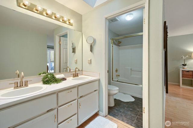 25920 202nd Avenue SE, Covington, WA 98042