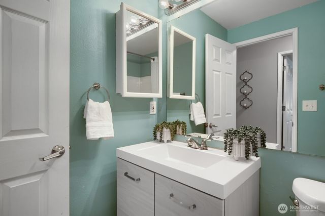 25920 202nd Avenue SE, Covington, WA 98042