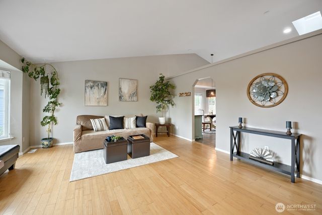 25920 202nd Avenue SE, Covington, WA 98042