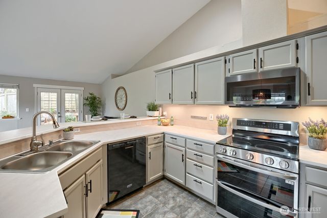 25920 202nd Avenue SE, Covington, WA 98042